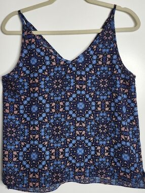 Paper Crane Boho Sleeveless Cami Tank Top Womens Medium Layer Geometric Art